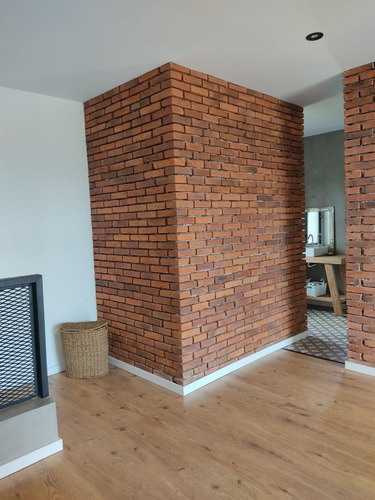 Exclusiva Casa En Venta De 3 Dormitorios En Valle Del Golf