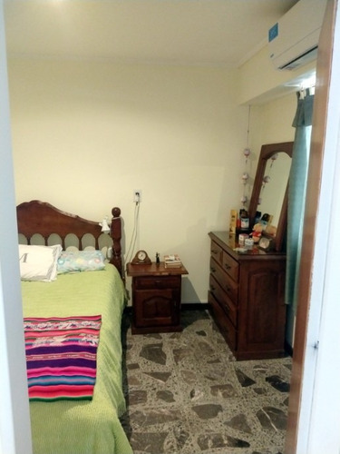 Imagen 2 de 14 de Casa En Venta En Burzaco Este