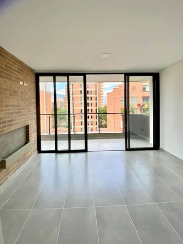 Apartamento En Venta En Conquistadores. Cod V11231