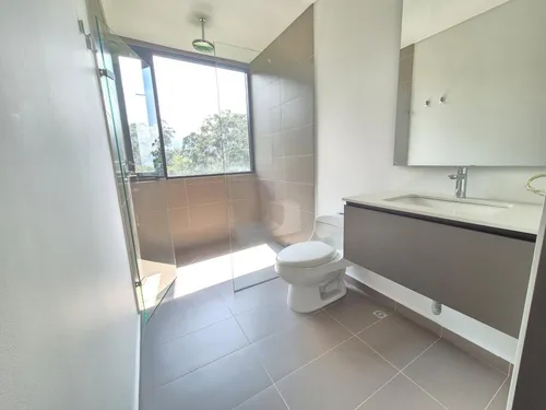 Apartamento En Venta En Altos Del Poblado. Cod V12449