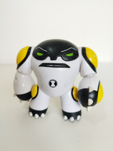 Ben 10 Cannobolt Original Figura Original Del Año (2017).