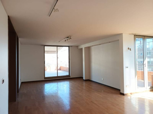 Departamento En Venta Calle Las Torcazas El Golf