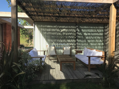 Impecable Casa En Beverly Hills - Ref: 2467