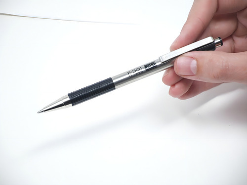Zebra G-402 Stainless Steel Retractable Gel Pen, Fine Point, 0.5mm, Black Ink, 12-count