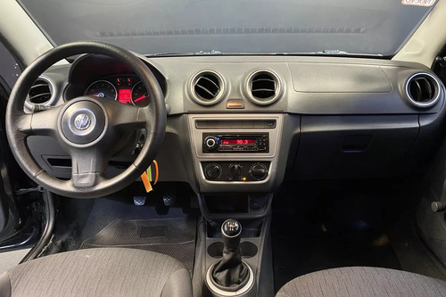 Volkswagen Voyage 1.6 Comfortline 101cv