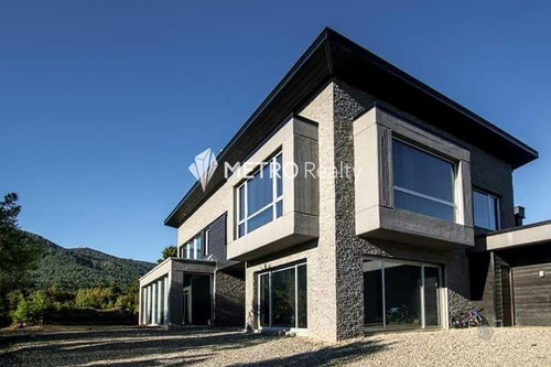 Casa En Alquiler Temporada Invierno, En Barrio Arelauquen, Bariloche,