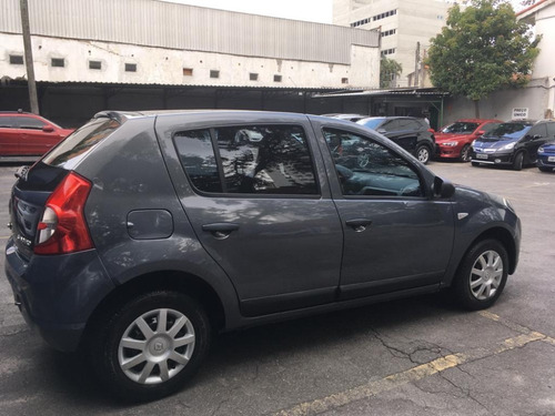Sandero Expression 1.0 16v Hi-flex, 5p, 2010, 54 Mil Km