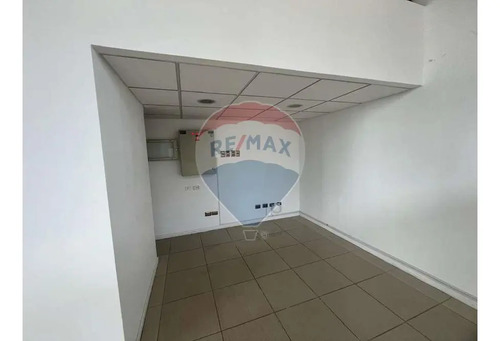 Local Comercial Piso 1