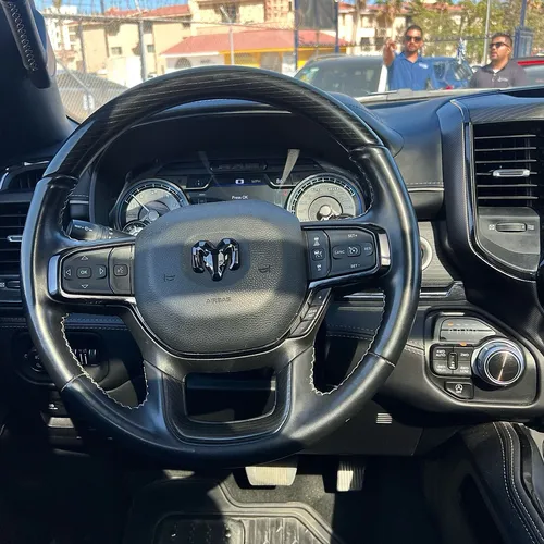 RAM Ram 1500 5.7 Hemi Limited 4X4 At