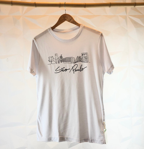Imagem 3 de 5 de Camiseta Viscose De Bambu Branca São Paulo Bamboo World