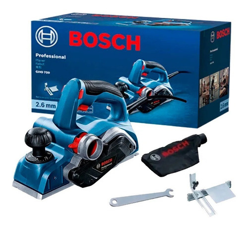 Cepillo eléctrico de mano Bosch Professional GHO 700 82mm 220V azul