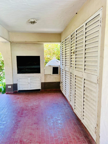 Venta Casa Quinta Pileta Casa Huéspedes La Martona