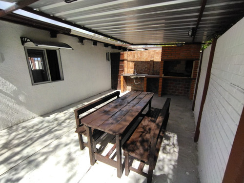 Casa Para 5 Con Piscina 1 Cuadra De La Playa