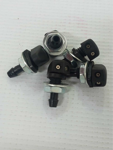 Imagen 1 de 2 de Sapitos Wiper. Rociadores Universal Para Vehículos (par).
