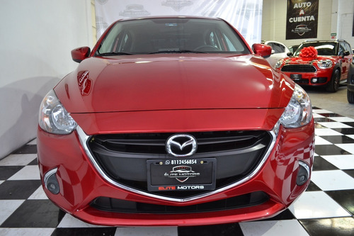 Imagen 11 de 15 de Mazda 2 I Touring 2019