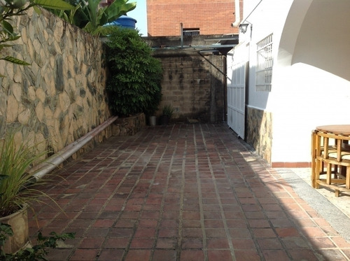 Imagen 19 de 20 de Casa Comercial De Dos Plantas En Venta, Sector San José De Tarbes437663