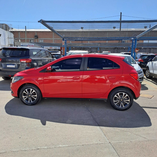 Imagen 2 de 16 de Chevrolet Onix 1.4n N Ltz 2016