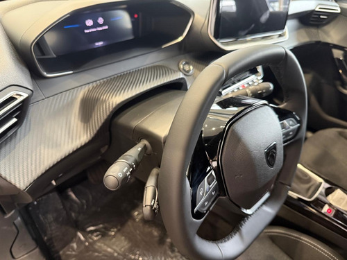 Peugeot 2008 1.0T Allure