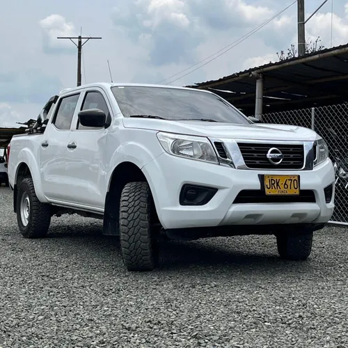 Nissan Frontier Se Mt 2.5cc Td 4x4 2021