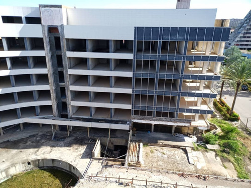 Imagen 28 de 30 de En Venta El Complejo Hotelero Marina Bay Hotel Y Casino Del Sol, En La Isla De Margarita. Inf. Ma. Fda. Varela 0424-1045413