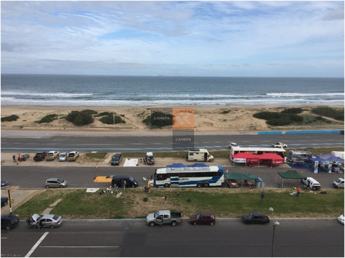 Excelente Departamento Frente Al Mar- Ref: 9110