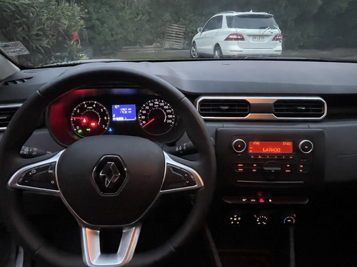 Renault Duster Life 1.6l 5mt 4x2