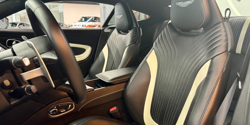 Aston Martin Db11 V8 2019