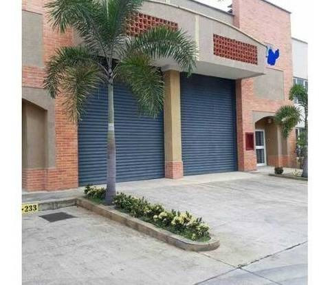 Imagen 1 de 14 de 428828 Anthony Marquez 04244338703 Alquiler Galpon Manantial