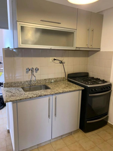 Imagen 6 de 20 de Departamento En Venta - 2 Dormitorios 1 Baño - 46mts2 - La Plata