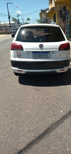 Imagem 4 de 6 de Fiat Palio Weekend 2014 1.4 Attractive Flex 5p