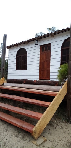 Casa De 2 Dormitorio 1 Baño, Living Comedor Cosina.