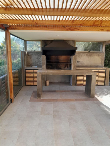 Casa En Arriendo De 4 Dorm. En Quintero