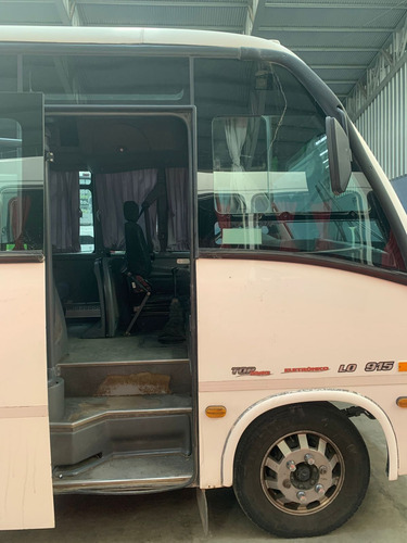 Minibus Saldivia Lo915 - 24 Asientos - Mercedes Benz