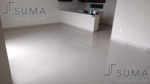 Departamento En Renta En Col. Aurora, Tampico Tamaulipas.