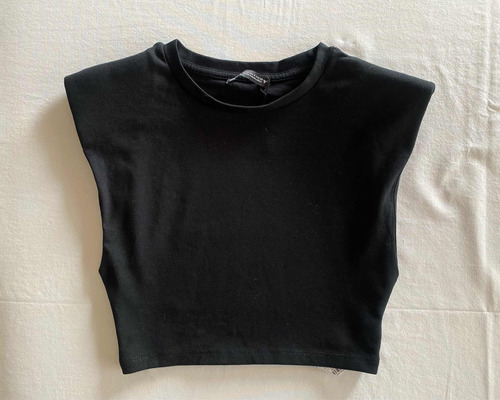 Zara. Top Negro Con Hombreras. Cortito. Talle S #loe19