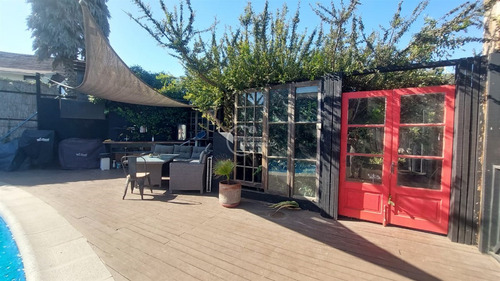 Casa En Venta De 3 Dormitorios En Santo Domingo