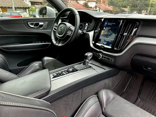 Volvo XC60 2.0 T5 Awd R-design