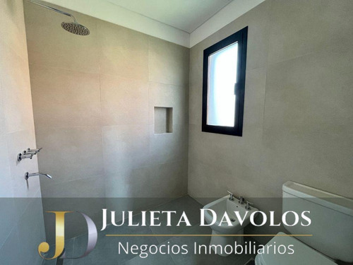 Imagen 13 de 22 de Casa En Venta 4 Dormitorios Barrio El Canton Con Pileta