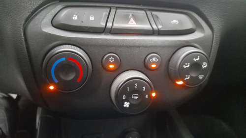 Chevrolet Onix 1.4 Lt