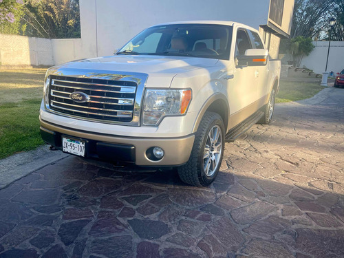 Ford Lobo Lariat 4x4 5.0