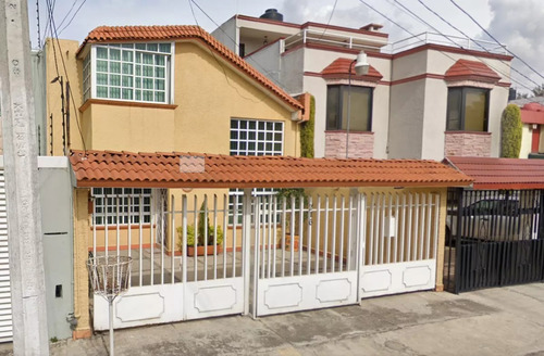 Casa En Venta Lima 216, Mz 017, Valle Dorado, Tlalnepantla!!! 204