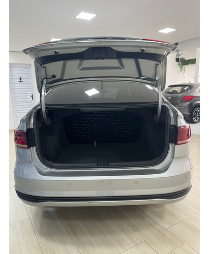 Volkswagen Virtus 1.6 MSI TOTAL FLEX AUTOMÁTICO