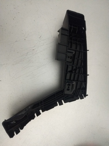 Guía Fascia Trasera Der. Suzuki Sx4 10-13
