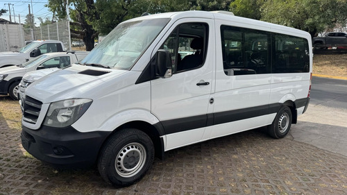 Mercedes-Benz Sprinter 16 pasajeros