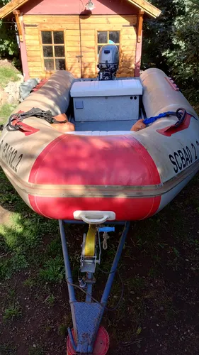 Semirrígido Sea Runner 4,30 Mts Eslora. Motor Honda 20 Cc.