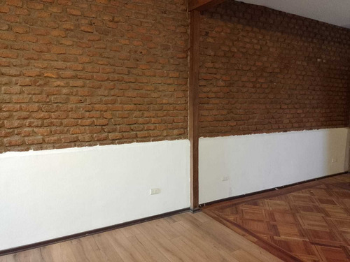 Imagen 7 de 12 de Venta Casa Con Gran Local Comercial En Barrio Yungay