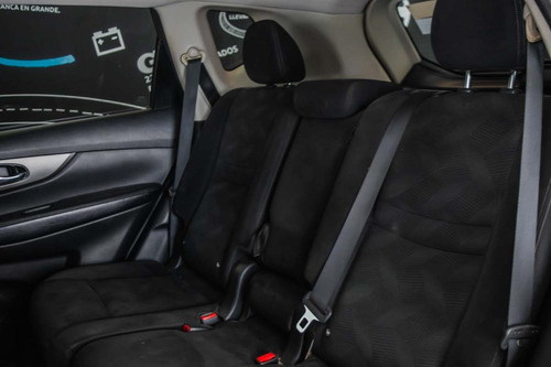 Imagen 12 de 14 de Nissan X-trail Advance 2.5l L4 170hp 2 Filas 2016