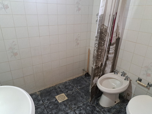 Inmobiliaria Costa Azul Vende Cuatro Casas En Un Solo Padrón, A 150 Metros De La Playa Antoniopolis, Rocha.