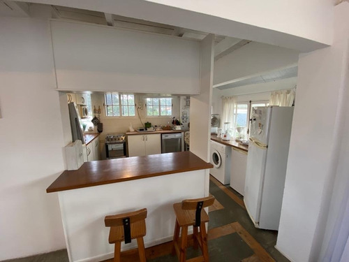 Imagen 7 de 22 de Casa En Venta De 4 Dormitorios C/ Cochera En La Barra