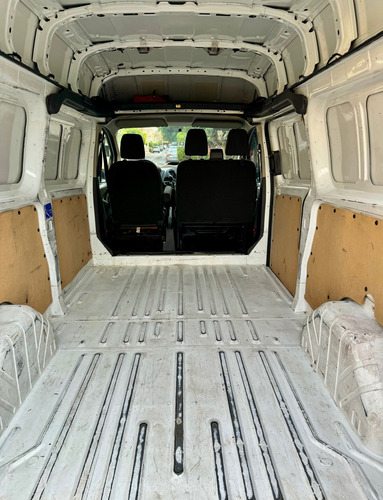 Ford Transit 2.2 Pasajeros Larga Techo Alto Custom Mt